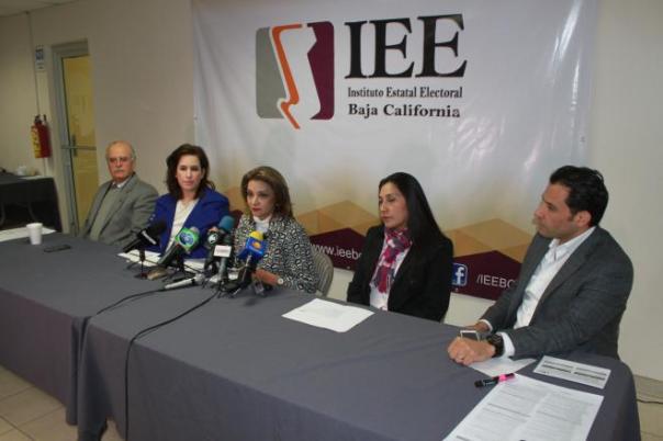IEE consejeros ok (1)