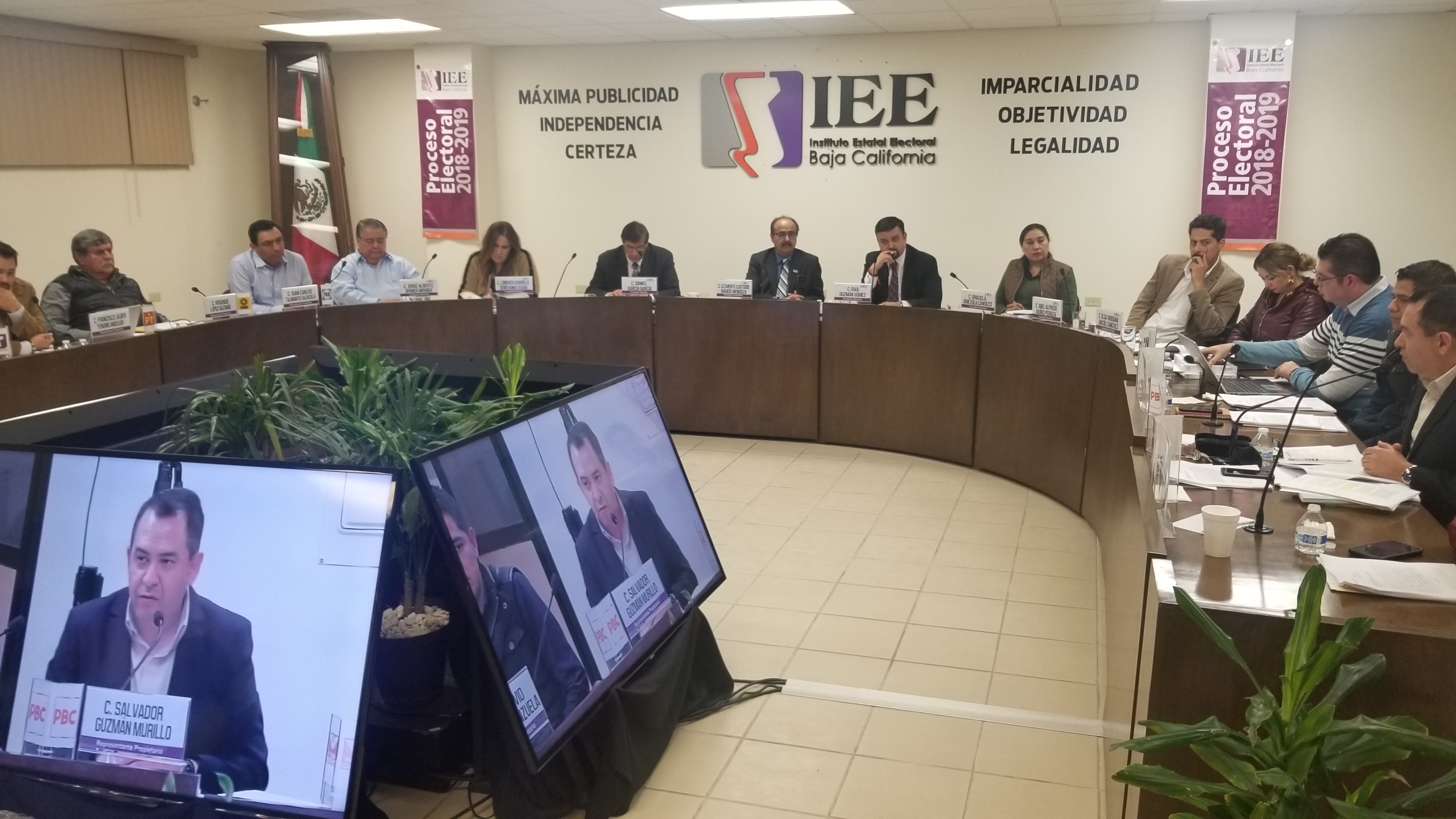 PRI, PAN, PRD y PBC vs MORENA por modificaciones al periodo del sucesor de «Kiko» Vega