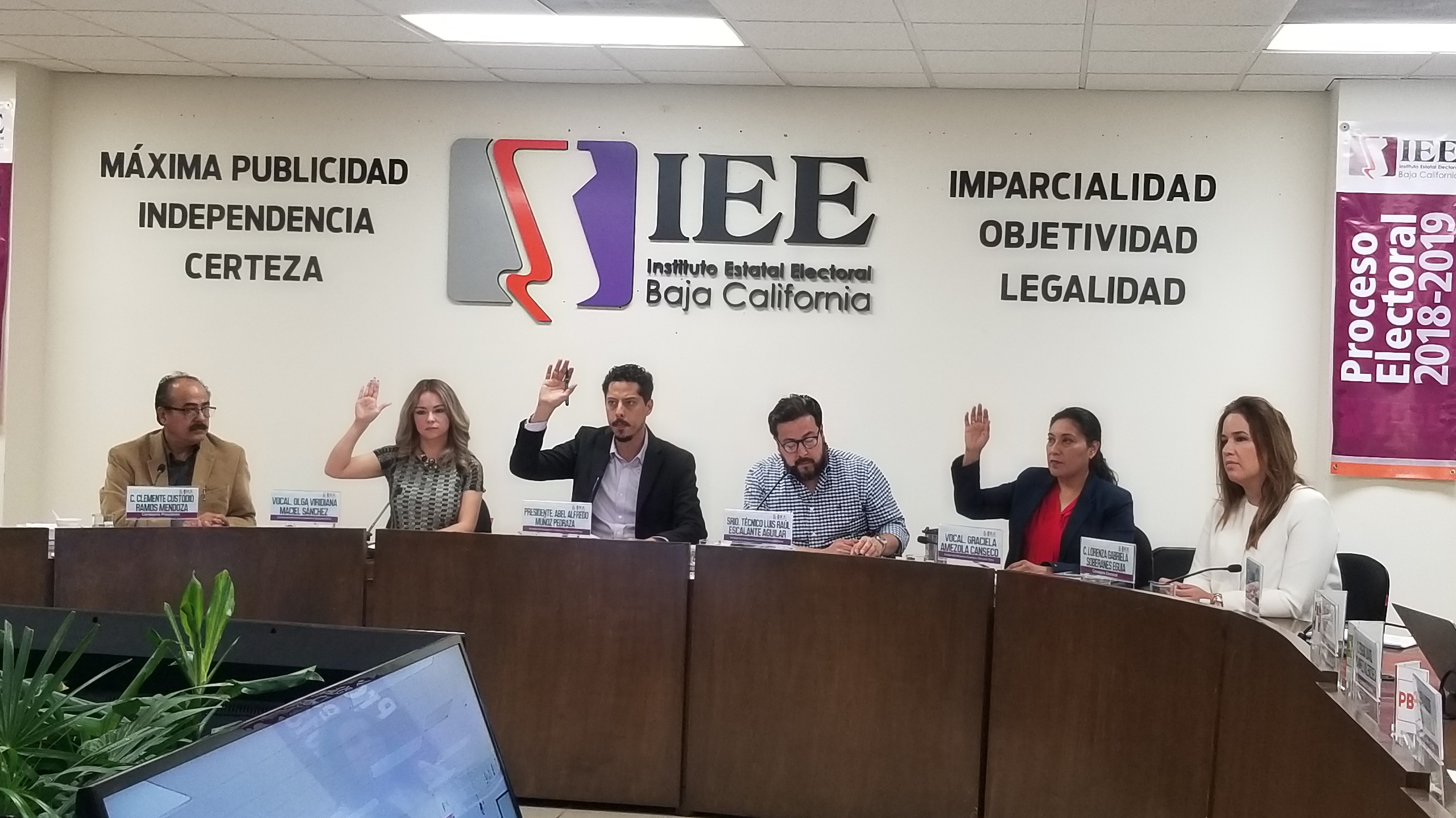 Plebiscito vs CB jurídicamente es intrascendente e improcedente: IEE; Promoventes impugnarán
