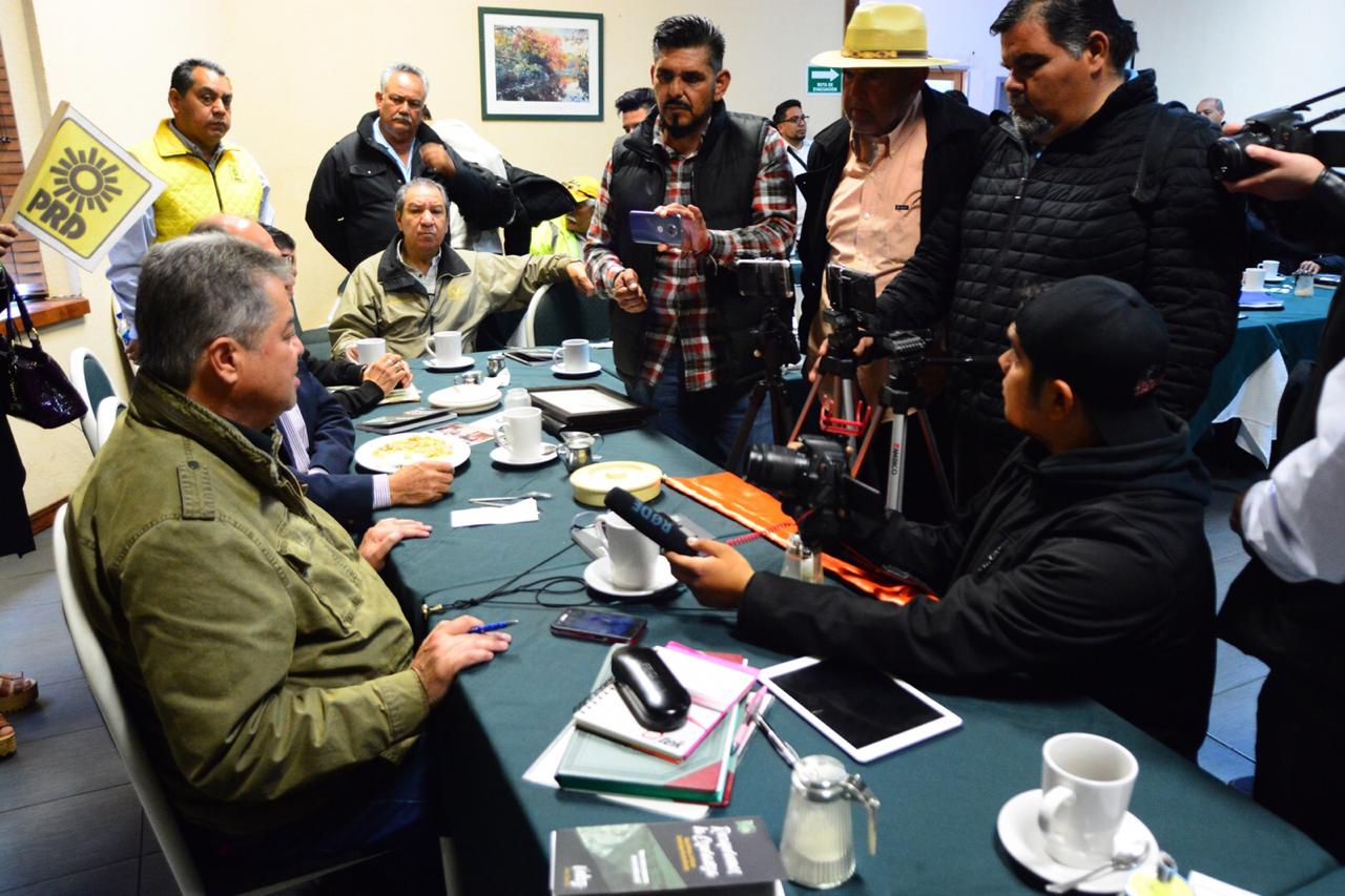 Propone Martínez Veloz mecanismo para investigar a legisladores y funcionarios por desaladora y segundo piso