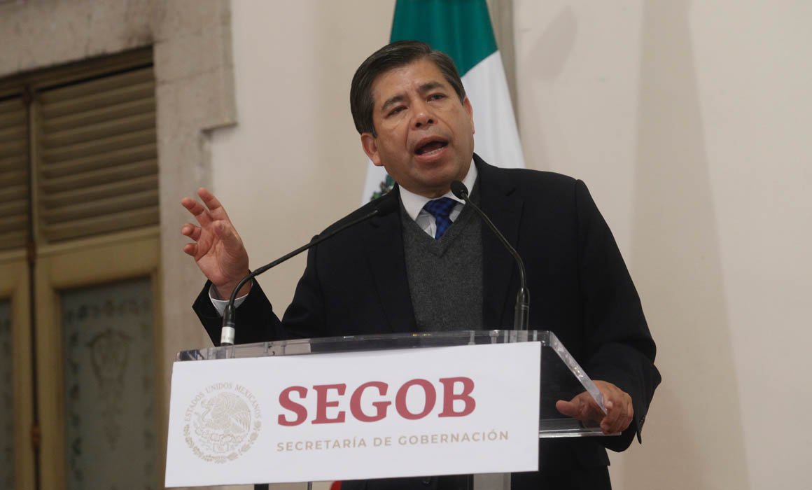 Tercera renuncia a Gobierno de AMLO; Pide Tonatiuh Guillén salida del INAMI
