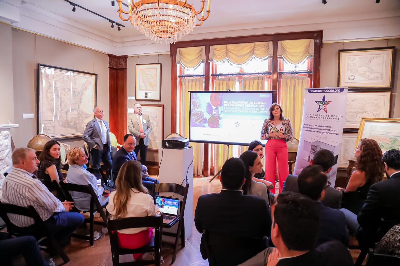 Analizan inversionistas de NY oportunidades en BC durante gira de Gobernadora y funcionarios