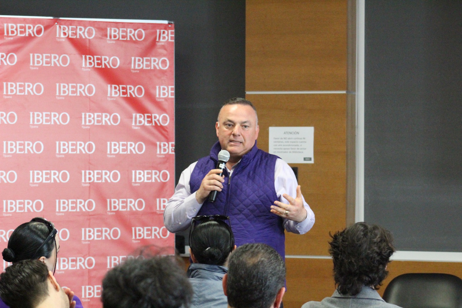 Imprescindible crear espacios laborales a universitarios: Badiola