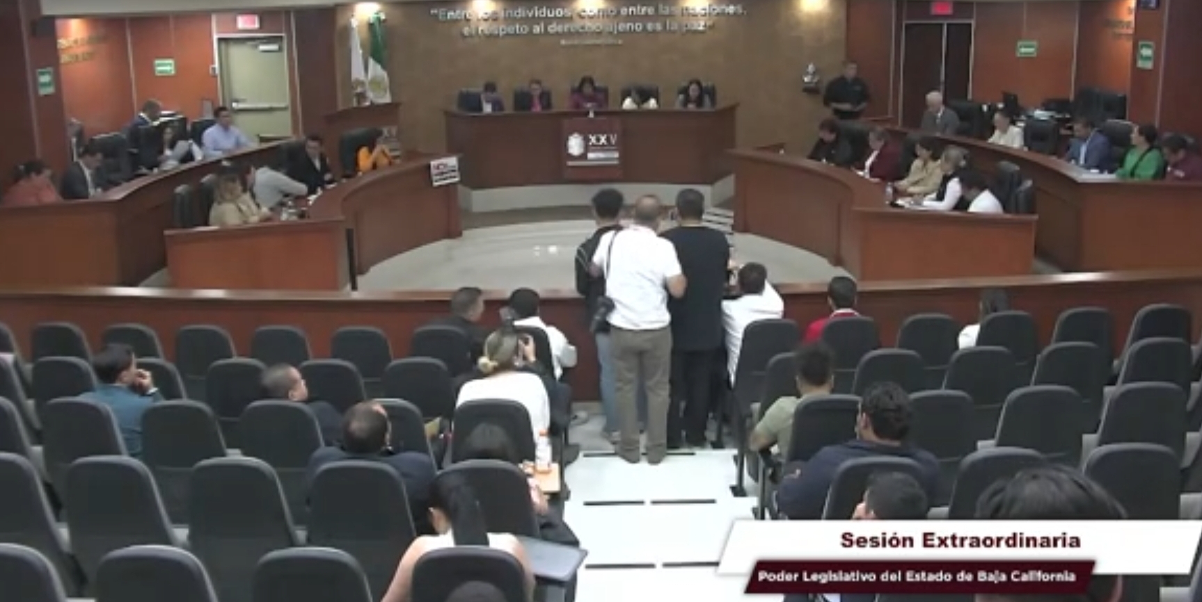 Aprueba BC que no sean inpugnadas reformas constitucionales