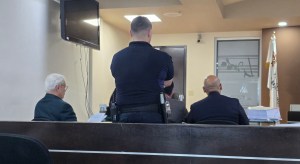 Vinculan a proceso al ex gobernador morenista por peculado