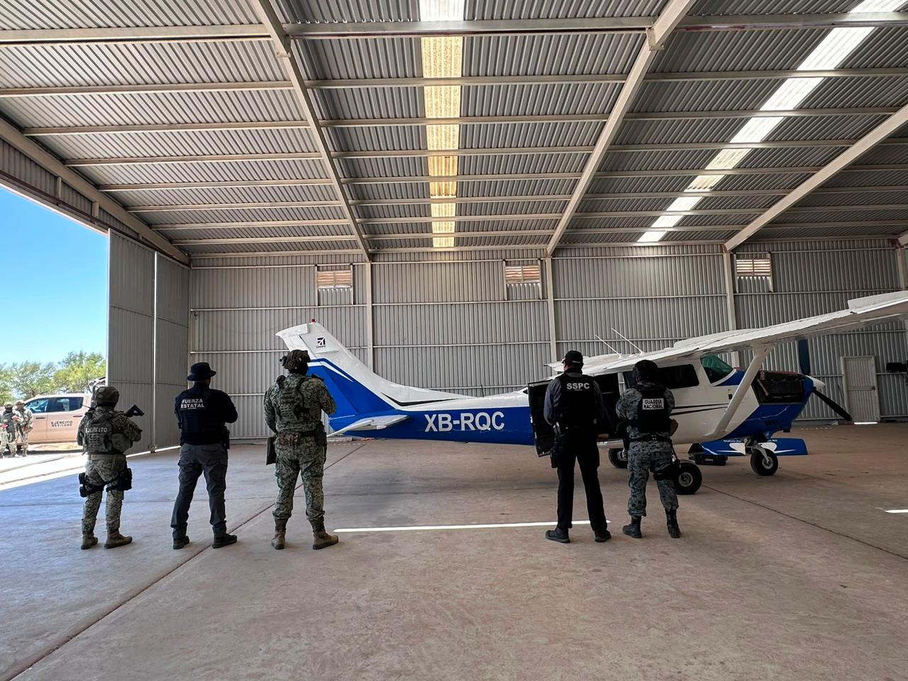 Aseguran avión y hangar en Valle de Mexicali