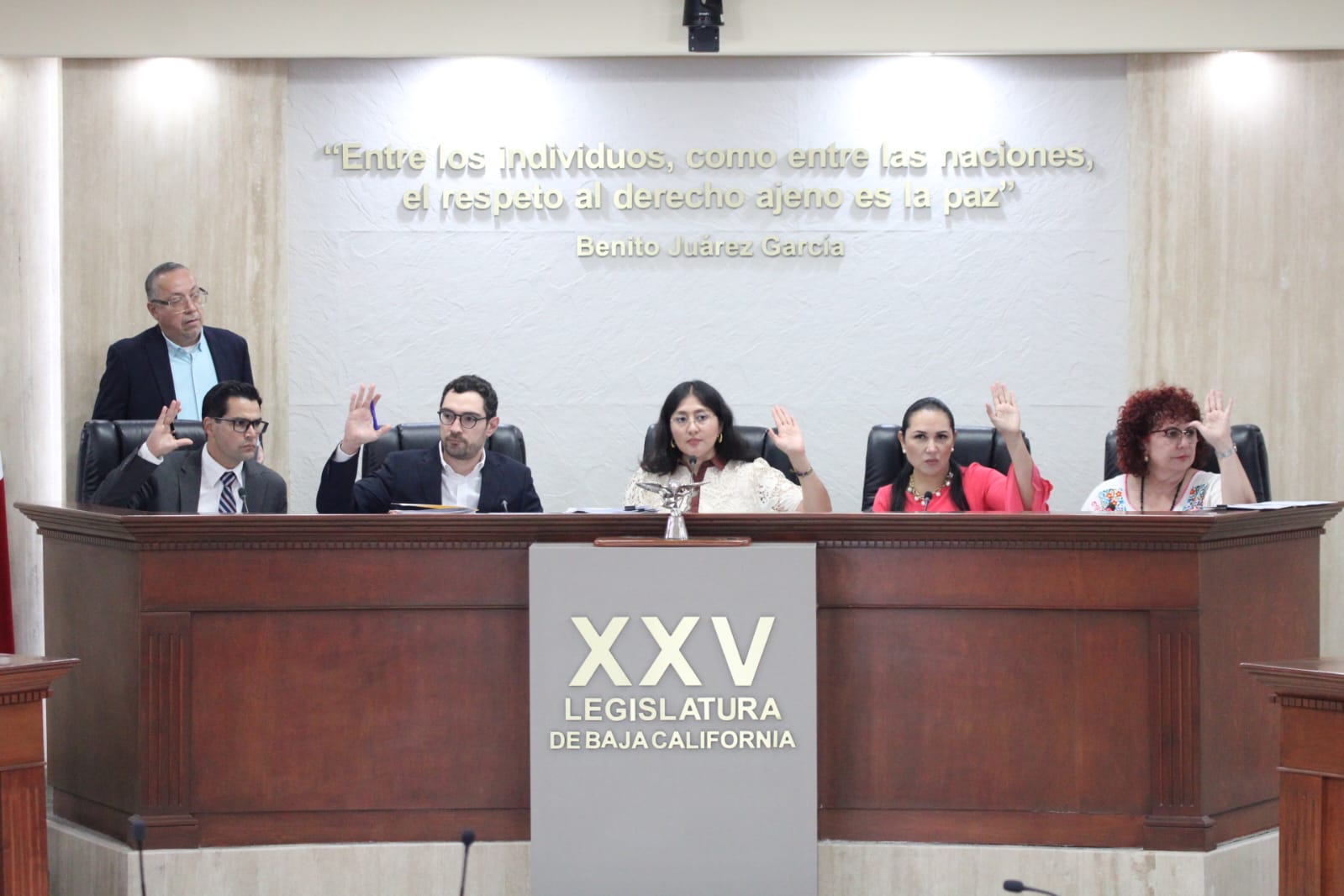 Congreso de BC aprueba dos dictámenes de Hacienda