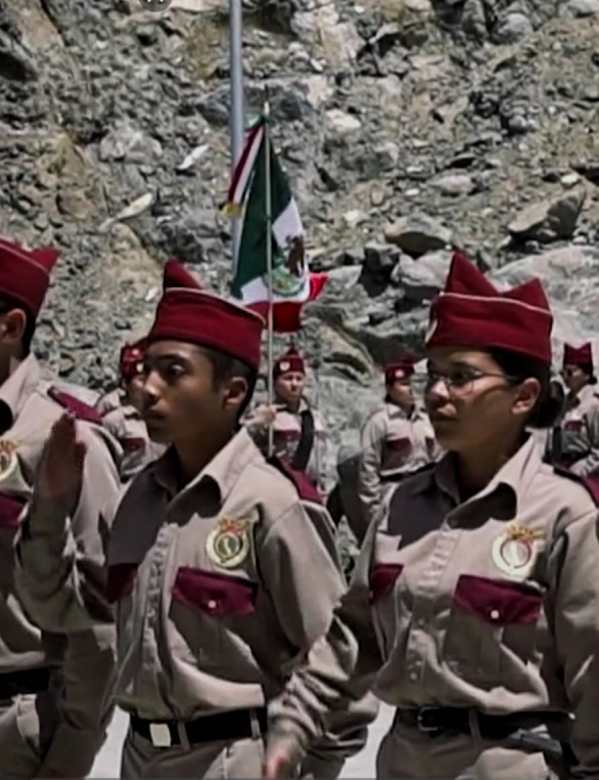 Opera Bachillerato Militarizado en BC 