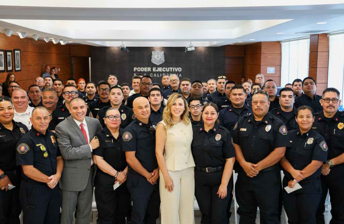 Reconoce Gobierno de BC a más de mil 500 bomberxs con estímulos económicos