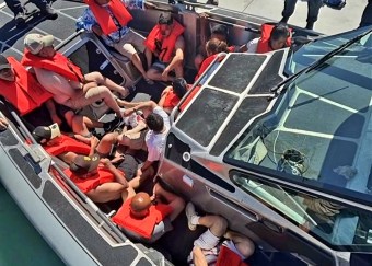 Interceptan en costas de California dos lanchas con 28 personas procedentes de Tijuana